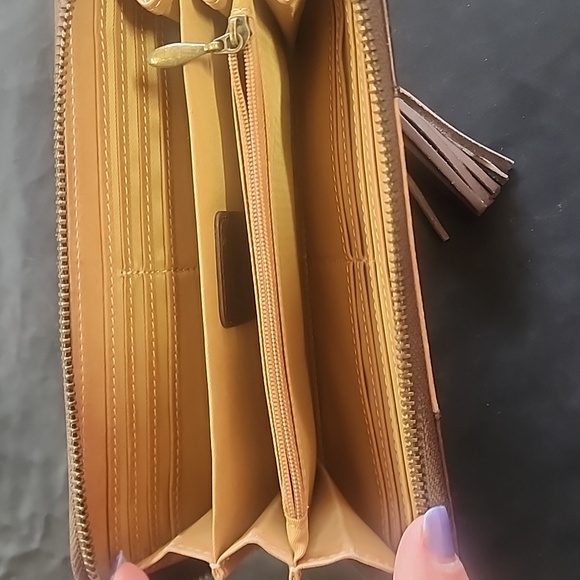 Ladies wallet - Picture 2 of 2